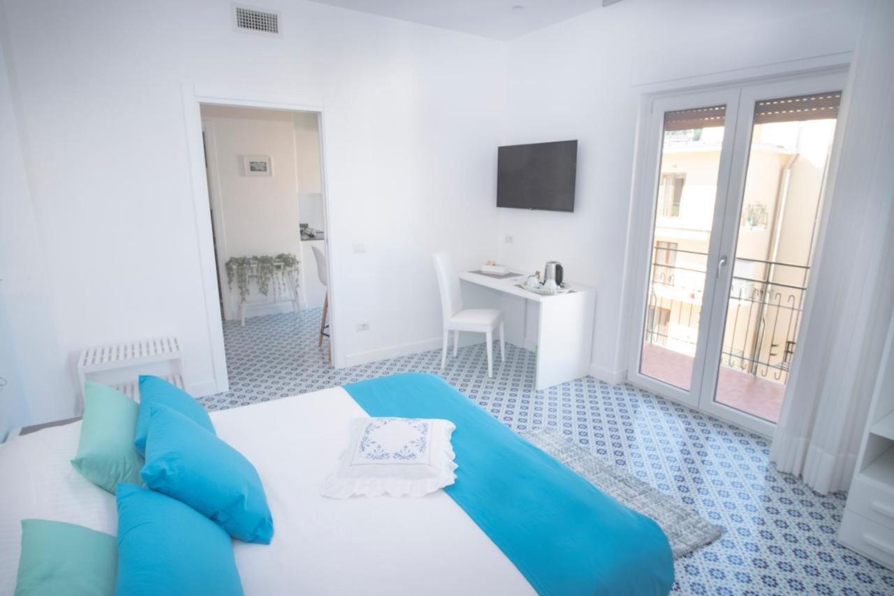 Domus Sole Bed & Breakfast Sorrento Exterior photo